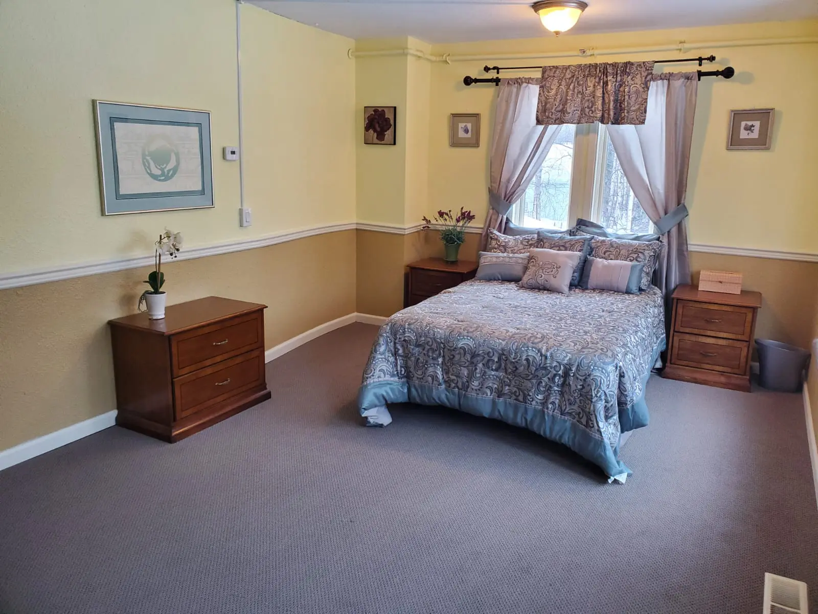 Briarrosealf bedroom